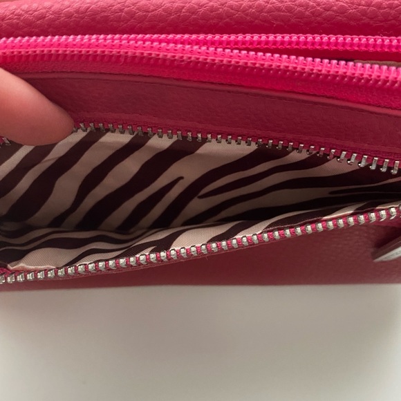 Wristlet - Picture 2 of 5